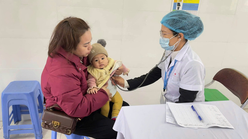 Triển khai tiêm vaccine sởi cho trẻ 6 đến dưới 9 tháng tuổi tại Hà Nội Triển khai tiêm vaccine sởi cho trẻ 6 đến dưới 9 tháng tuổi tại Hà Nội