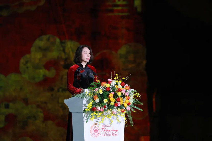 Phó Chủ tịch UBND TP Hà Nội Vũ Thu Hà phát biểu khai mạc ngày hội.