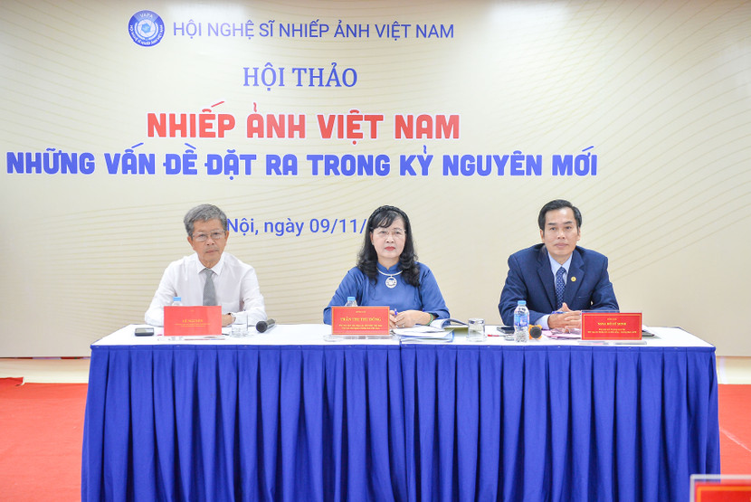Hội thảo có sự tham dự của đại diện các cơ quan Trung ương, các hội văn học nghệ thuật, các nhà nhiếp ảnh tên tuổi, các nhà lý luận phê bình nhiếp ảnh cùng đại diện các cơ quan Trung ương. Hội thảo có sự tham dự của đại diện các cơ quan Trung ương, các hội văn học nghệ thuật, các nhà nhiếp ảnh tên tuổi, các nhà lý luận phê bình nhiếp ảnh cùng đại diện các cơ quan Trung ương.