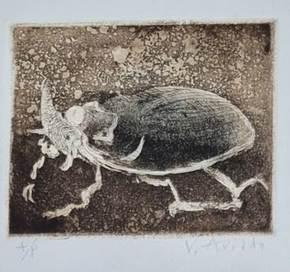 Victoria Aviado, Philippines Tác phẩm: Bọ cánh cứng Kích thước: 9x12cm Chất liệu: Khắc kẽm Năm sáng tác: 2023
