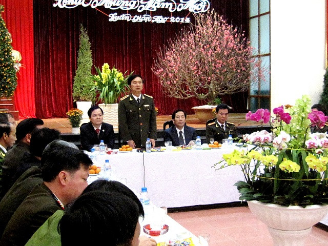 Thứ trưởng Thường trực Đặng Văn Hiếu thăm, chúc Tết CAQ Tây Hồ ảnh 1