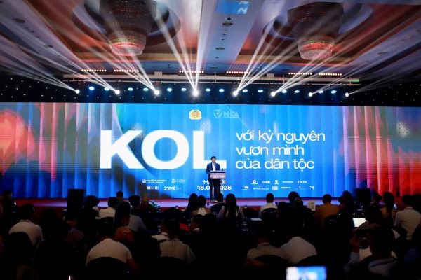 Hơn 400 KOL tham gia sự kiện về bảo vệ niềm tin trên không gian mạng Hơn 400 KOL tham gia sự kiện về bảo vệ niềm tin trên không gian mạng