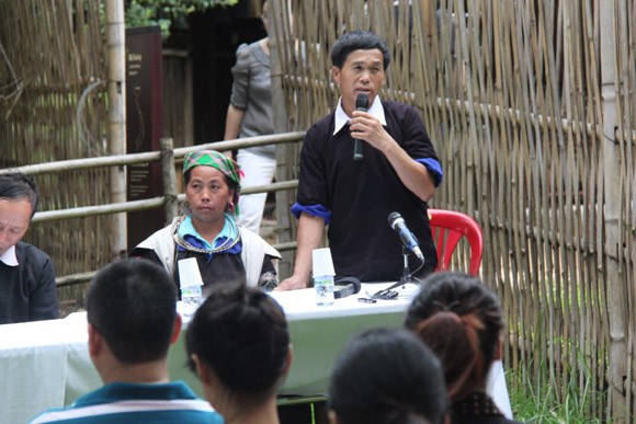 Gặp gỡ, giao lưu với đồng bào Mông ngay giữa Thủ đô Hà Nội ảnh 1