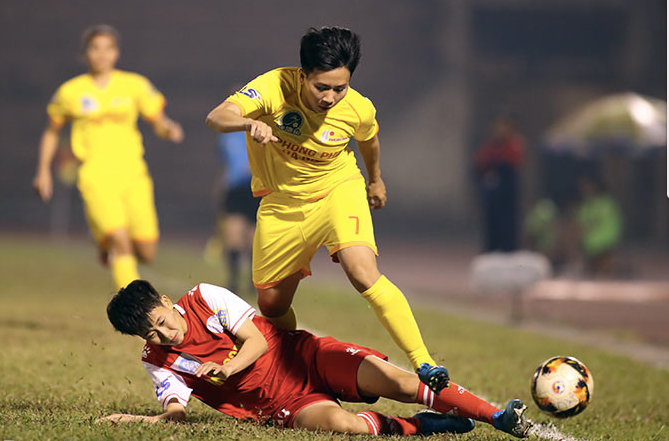 Tuyết Dung (7) cùng Phong Phú Hà Nam trở lại mạnh mẽ với cú đúp chiến thắng