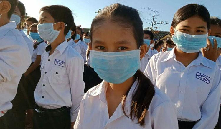 Thủ tướng Hun Sen kêu gọi các bậc phụ huynh hãy đưa con em mình đi tiêm vaccine ngừa Covid-19