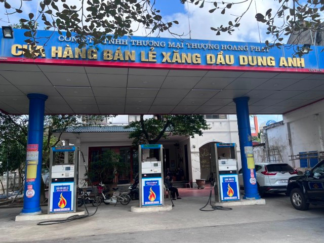 Cửa hàng xăng dầu vi phạm chất lượng xăng RON95-III bị phạt gần 260 triệu đồng Cửa hàng xăng dầu vi phạm chất lượng xăng RON95-III bị phạt gần 260 triệu đồng