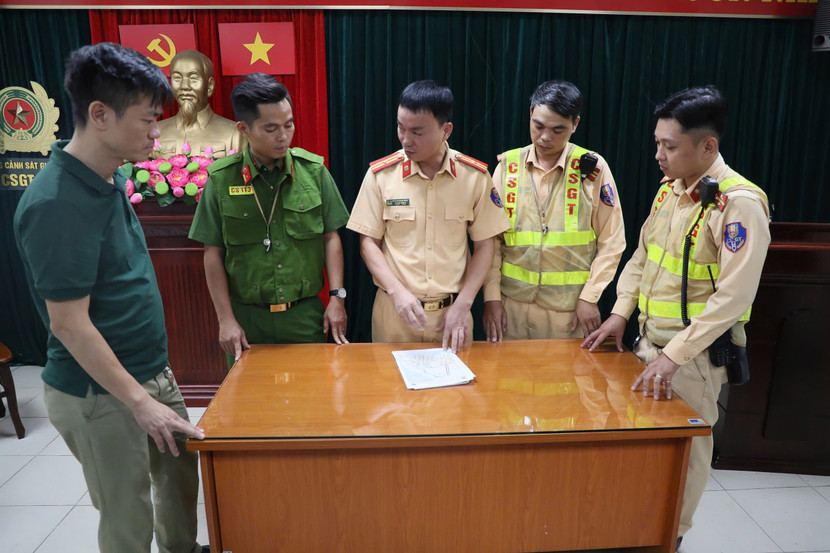 Các tổ công tác được bố trí tuần tra trên các tuyến, địa bàn trọng điểm, phức tạp liên quan đến tình trạng thanh thiếu niên gây rối trật tự công cộng