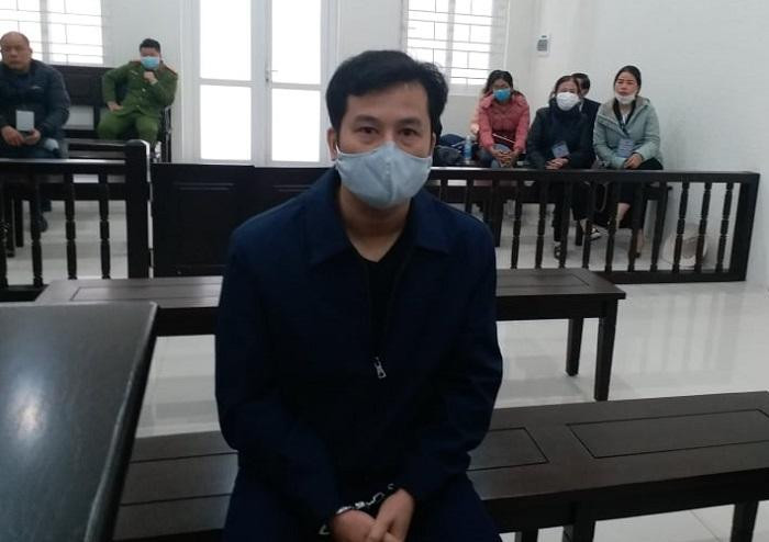 Nguyễn Công Cương bị đưa ra xét xử tại phiên tòa