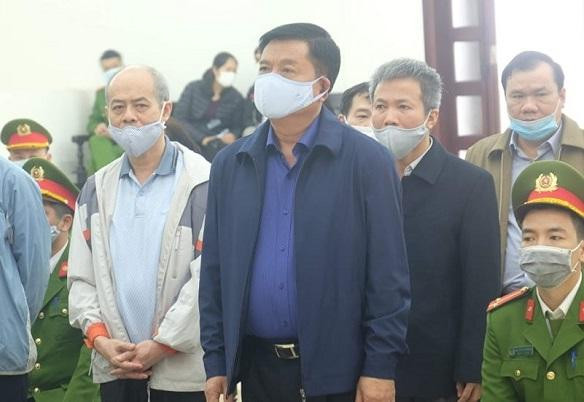 Bị cáo Đinh La Thăng và các bị cáo liên quan tại phiên tòa.