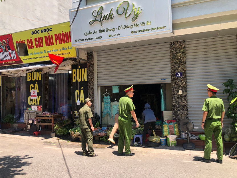 Việc nhắc nhở, xử lý đi đôi với hành động nhân văn Việc nhắc nhở, xử lý đi đôi với hành động nhân văn