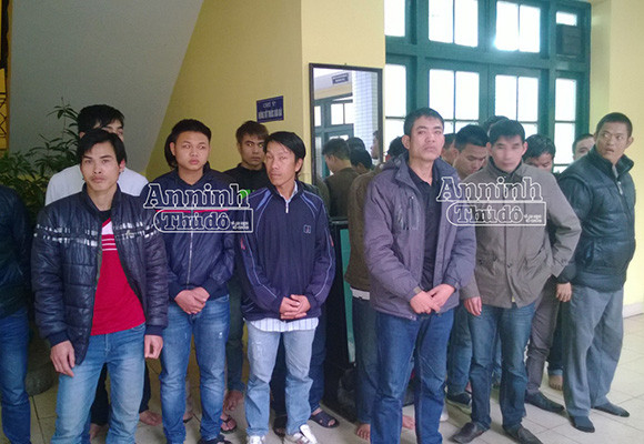 Bắt gọn "ổ" cờ bạc trong căn nhà hoang ảnh 1