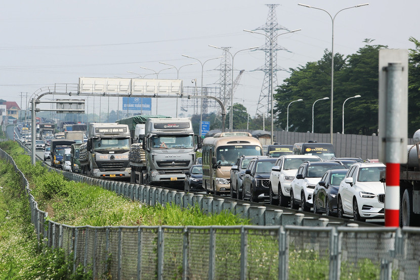 Người dân đã sớm trở về Thủ đô học tập và làm việc Người dân đã sớm trở về Thủ đô học tập và làm việc