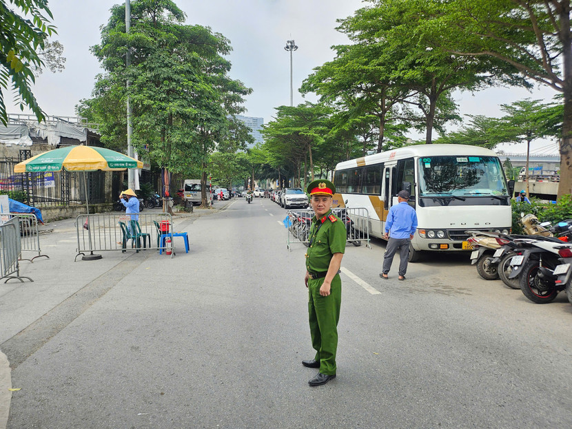 ...hướng dẫn vòng trong, giúp người dân dễ dàng di chuyển ...hướng dẫn vòng trong, giúp người dân dễ dàng di chuyển