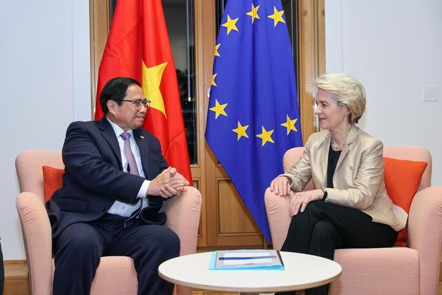 Tại cuộc gặp với Chủ tịch Ủy ban châu Âu Ursula von der Leyen, Thủ tướng Phạm Minh Chính khẳng định Việt Nam luôn coi trọng quan hệ với EU Tại cuộc gặp với Chủ tịch Ủy ban châu Âu Ursula von der Leyen, Thủ tướng Phạm Minh Chính khẳng định Việt Nam luôn coi trọng quan hệ với EU