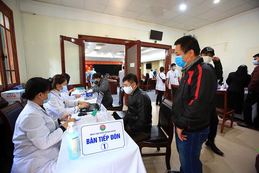 Hàng trăm phóng viên báo chí sẽ tác nghiệp tại Đại hội Đảng toàn quốc lần thứ XIII được xét nghiệm Covid-19