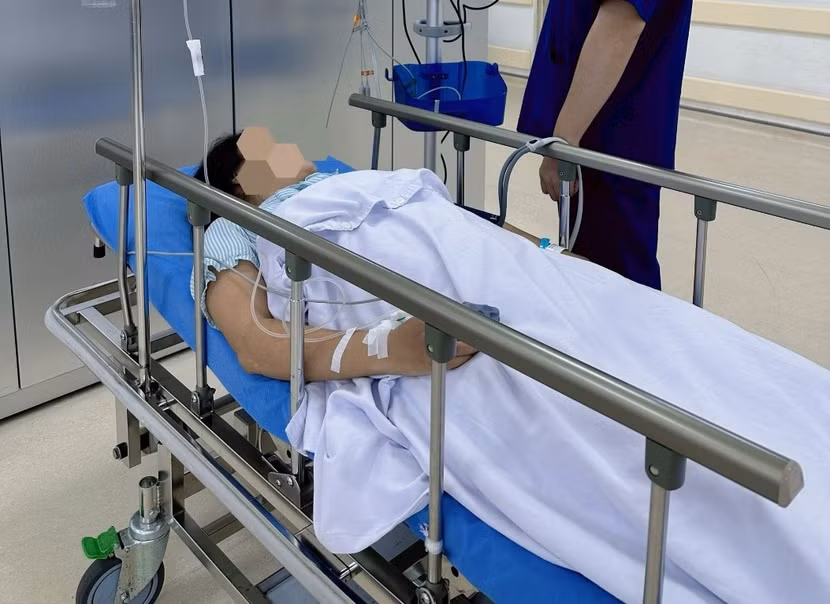 Người bệnh được cấp cứu tại Bệnh viện 108 sau tiêm filler