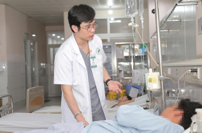 Người bệnh say nóng được điều trị tại Bệnh viện Đa khoa Đức Giang Người bệnh say nóng được điều trị tại Bệnh viện Đa khoa Đức Giang