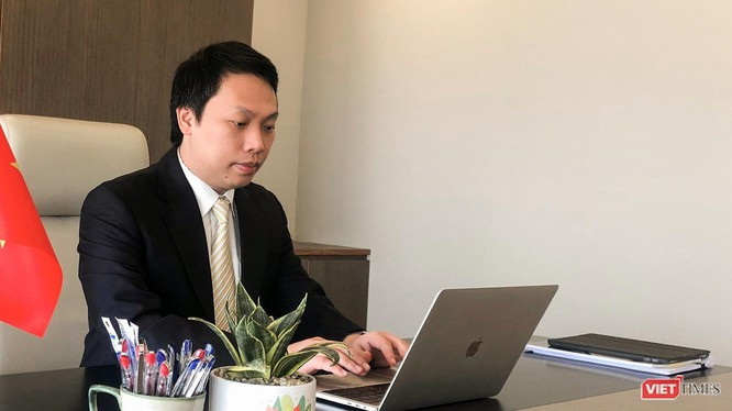 Tân Thứ trưởng Bộ TT-TT Nguyễn Huy Dũng