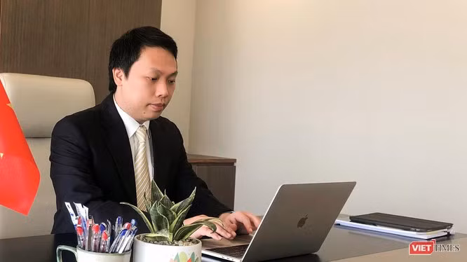 Tân Thứ trưởng Bộ TT-TT Nguyễn Huy Dũng