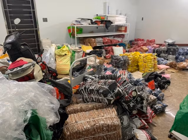 Kho hàng của bà Trịnh Thị Thu Hà với gần 8.000 sản phẩm thời trang giả mạo thương hiệu nổi tiếng vừa bị phát hiện