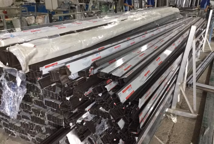 Rà soát lần thứ nhất việc áp dụng biện pháp chống bán phá giá nhôm Trung Quốc nhập khẩu