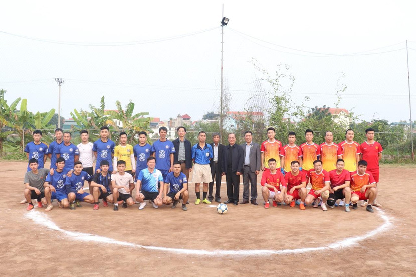 Trận thi đấu giao hữu bóng đá giữa đội CAH Phú Xuyên - Phòng An ninh đối nội (CATP Hà Nội) với đội Giáo xứ Bái Xuyên kết thúc với tỷ số 3-3