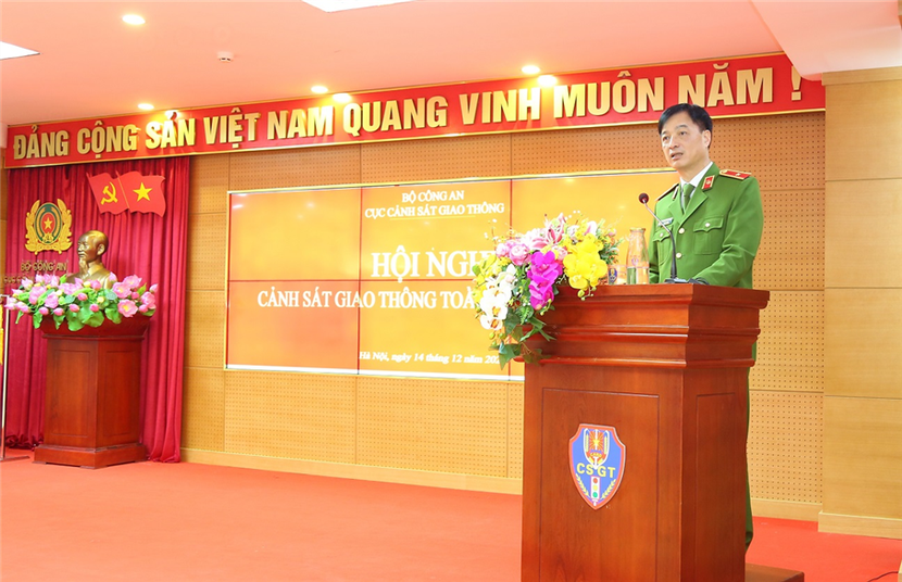 Thiếu tướng Nguyễn Duy Ngọc, Thứ trưởng Bộ Công an phát biểu tại hội nghị