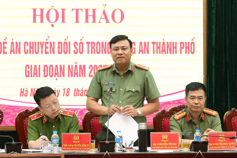 Đại tá Nguyễn Tiến Đạt - Phó Giám đốc Công an thành phố điều hành tham luận tại hội thảo Đại tá Nguyễn Tiến Đạt - Phó Giám đốc Công an thành phố điều hành tham luận tại hội thảo