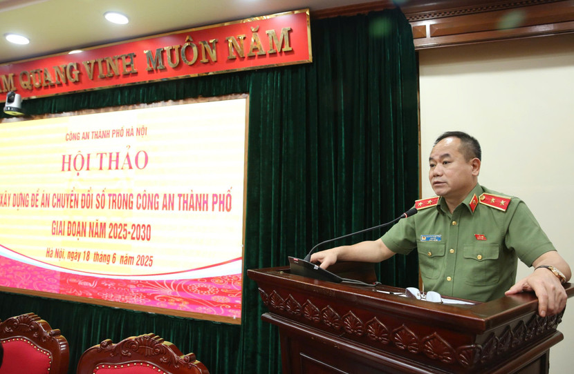 Trung tướng Nguyễn Thanh Tùng mong muốn thời gian tới tiếp tục nhận được sự đồng hành, giúp đỡ của các đơn vị Bộ Công an, UBND thành phố và Tổng Công ty Viễn thông MobiFone Trung tướng Nguyễn Thanh Tùng mong muốn thời gian tới tiếp tục nhận được sự đồng hành, giúp đỡ của các đơn vị Bộ Công an, UBND thành phố và Tổng Công ty Viễn thông MobiFone