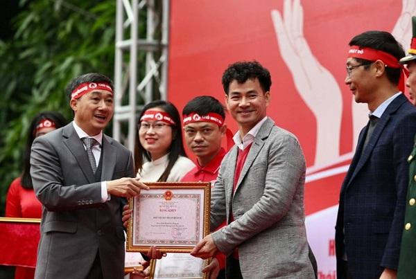 Nghệ sĩ Xuân Bắc dự ngày Chủ nhật đỏ 2021