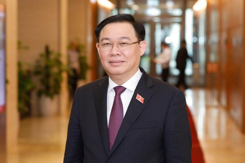 Bí thư Thành ủy Hà Nội Vương Đình Huệ được giới thiệu để bầu làm Chủ tịch Quốc hội Bí thư Thành ủy Hà Nội Vương Đình Huệ được giới thiệu để bầu làm Chủ tịch Quốc hội