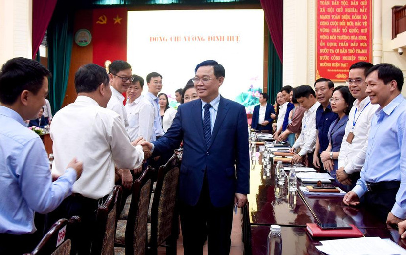 Bí thư Thành ủy Vương Đình Huệ làm việc với Thị ủy Sơn Tây Bí thư Thành ủy Vương Đình Huệ làm việc với Thị ủy Sơn Tây