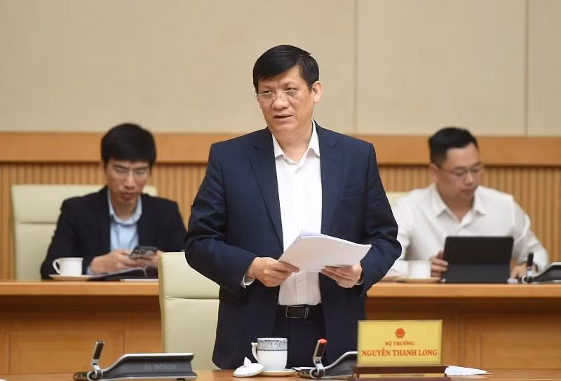 Bộ trưởng Y tế Nguyễn Thanh Long báo cáo tại cuộc họp