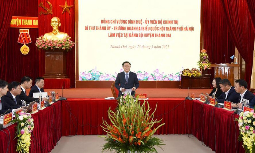 Bí thư Thành ủy Hà Nội Vương Đình Huệ làm việc với huyện Thanh Oai