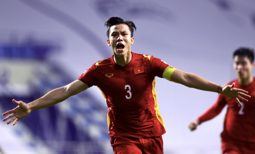 Quế Ngọc Hải ghi bàn thắng quý giá giúp ĐT Việt Nam đánh bại Malaysia (ảnh Zing)
