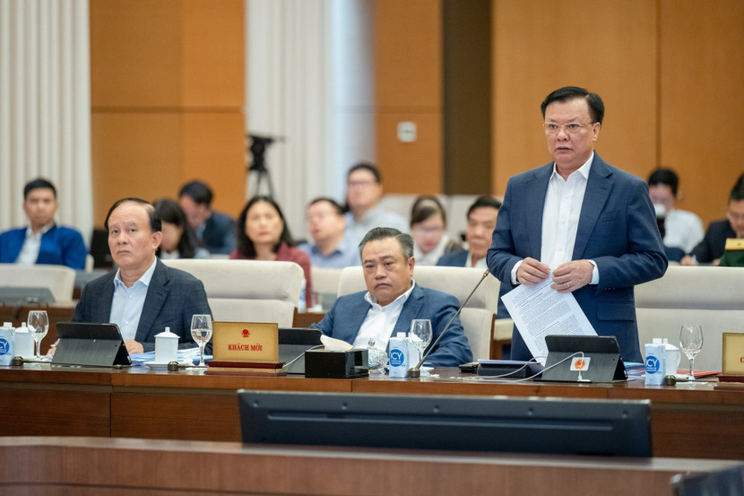 Bí thư Thành uỷ Hà Nội Đinh Tiến Dũng phát biểu tại phiên họp Bí thư Thành uỷ Hà Nội Đinh Tiến Dũng phát biểu tại phiên họp