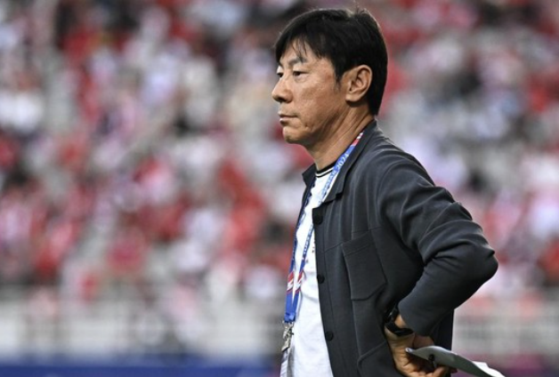 HLV Shin Tae-yong có thể bị sa thải sớm nếu gặp kết quả bất lợi ở các lượt trận tháng 11, trong khuôn khổ bảng C vòng loại thứ ba World Cup 2026 HLV Shin Tae-yong có thể bị sa thải sớm nếu gặp kết quả bất lợi ở các lượt trận tháng 11, trong khuôn khổ bảng C vòng loại thứ ba World Cup 2026