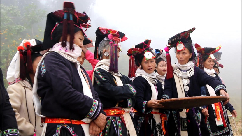 Việt Nam có nền văn hóa đậm đà bản sắc dân tộc nhưng các sản phẩm công nghiệp văn hóa chưa khai thác hết tiềm năng và lợi thế này Việt Nam có nền văn hóa đậm đà bản sắc dân tộc nhưng các sản phẩm công nghiệp văn hóa chưa khai thác hết tiềm năng và lợi thế này