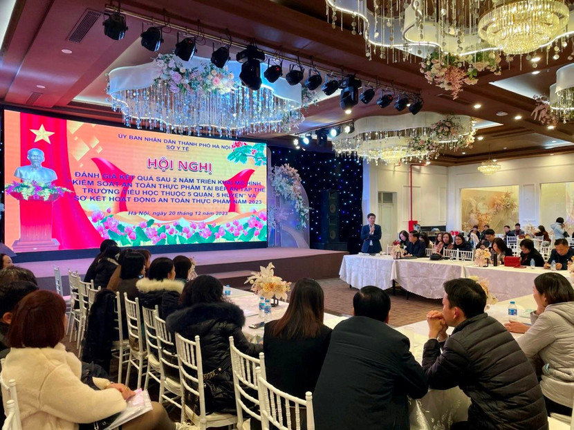 Quang cảnh hội nghị Quang cảnh hội nghị