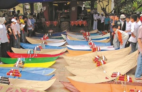 Hội diều làng Bá Dương Nội, xã Hồng Hà, huyện Đan Phượng được công nhận là di sản văn hóa phi vật thể quốc gia. Hội diều làng Bá Dương Nội, xã Hồng Hà, huyện Đan Phượng được công nhận là di sản văn hóa phi vật thể quốc gia.