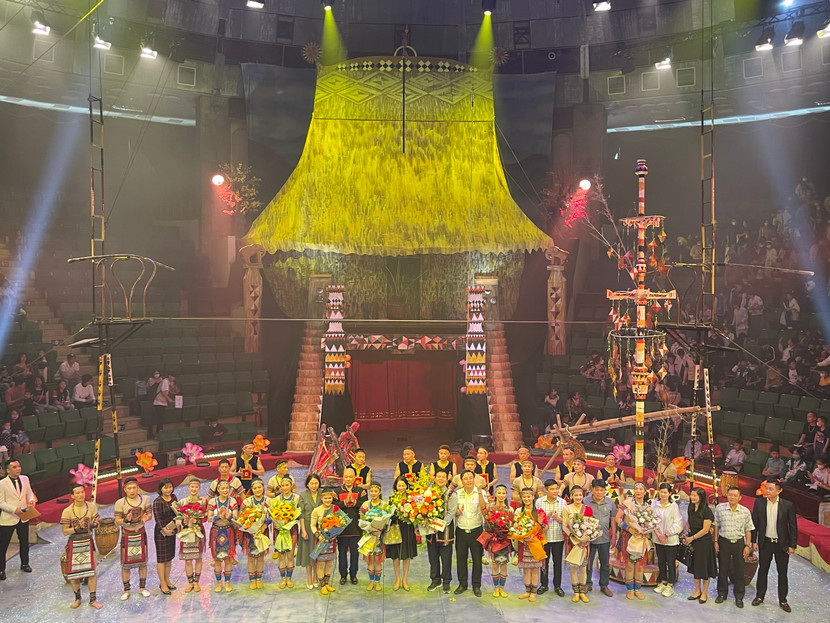 Ê kíp sáng tạo ra mắt khán giả