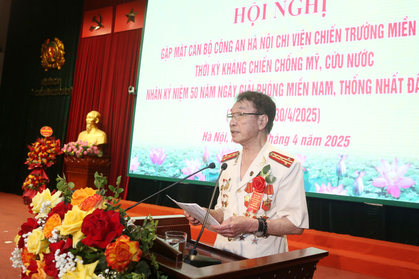 Đồng chí Nguyễn Việt Cường - Trưởng Ban liên lạc chiến trường B, C, K xúc động kể lại những ngày cán bộ Công an Thủ đô cùng quân và dân ta chiến đấu oanh liệt Đồng chí Nguyễn Việt Cường - Trưởng Ban liên lạc chiến trường B, C, K xúc động kể lại những ngày cán bộ Công an Thủ đô cùng quân và dân ta chiến đấu oanh liệt