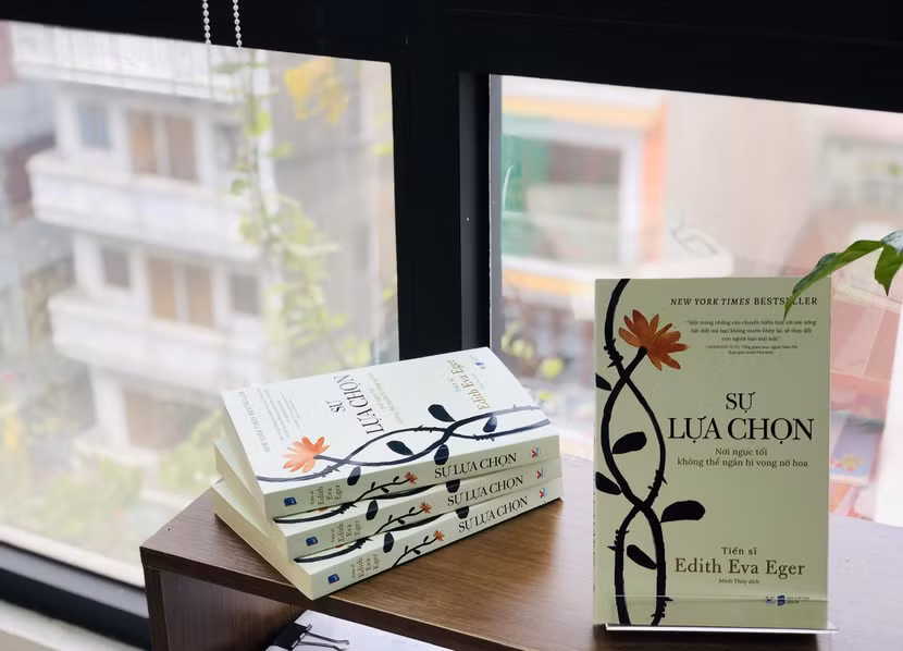 "Sự lựa chọn" là cuốn hồi ký của một nạn nhân của thảm kịch diệt chủng Holocaust