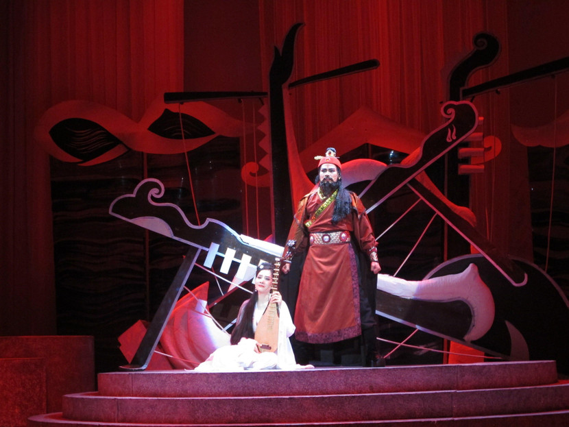 Kiều bên Từ Hải "Chết đứng"