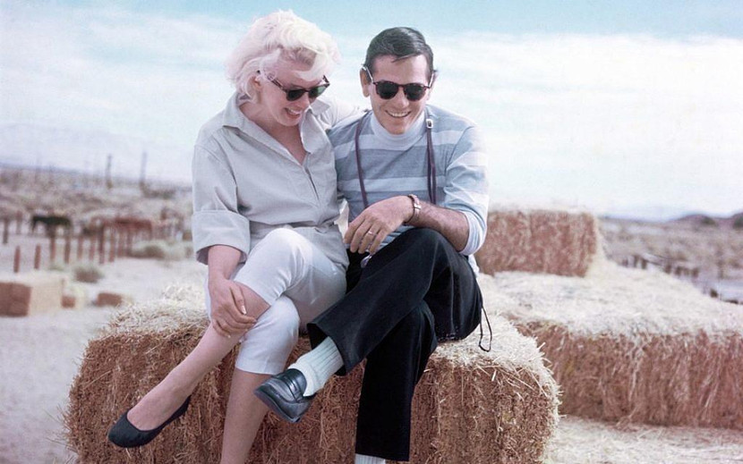 Marilyn Monroe bên nhiếp ảnh gia Milton Greene Marilyn Monroe bên nhiếp ảnh gia Milton Greene