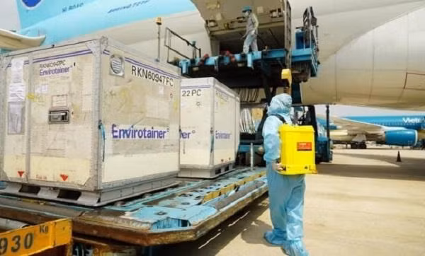 Dự kiến tuần sau có thể triển khai tiêm vaccine Covid-19 cho những người đầu tiên