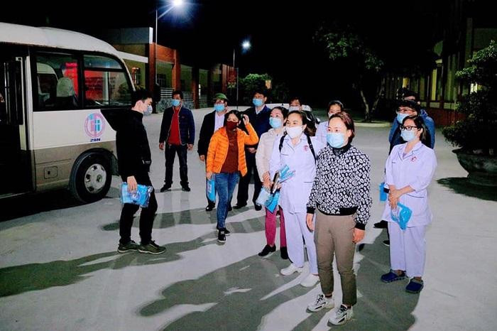 Lực lượng y tế ở Quảng Ninh lên đường xuống cơ sở phòng chống dịch Covid-19
