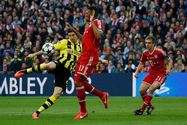 4. Bayern Munich vs Dortmund (2012/2013). Trên sân Wembley (Anh), trận chung kết toàn Đức đã kết thúc với thắng lợi 2-1 cho Bayern, với 2 bàn thắng của Mandzukic và Robben. 4. Bayern Munich vs Dortmund (2012/2013). Trên sân Wembley (Anh), trận chung kết toàn Đức đã kết thúc với thắng lợi 2-1 cho Bayern, với 2 bàn thắng của Mandzukic và Robben.