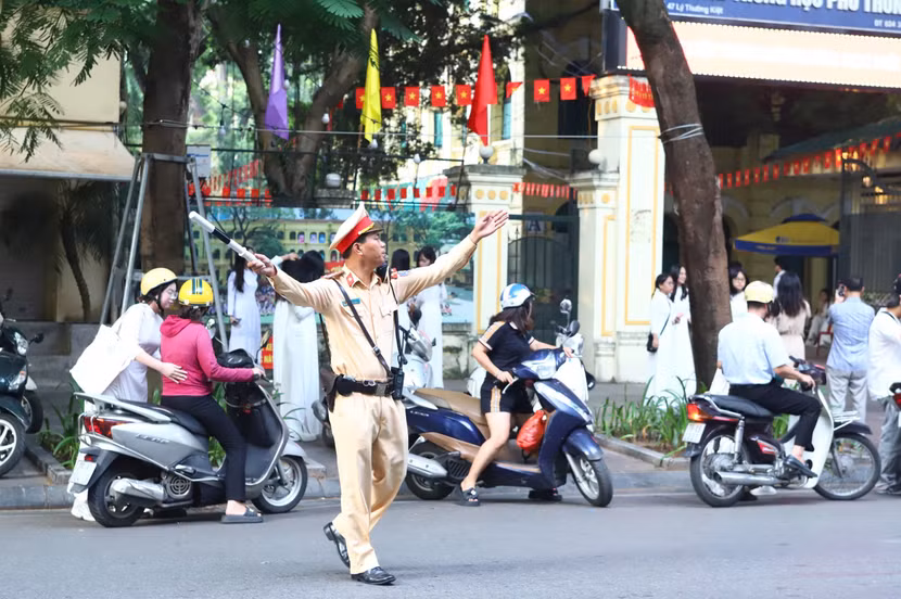 Không ngại vất vả...