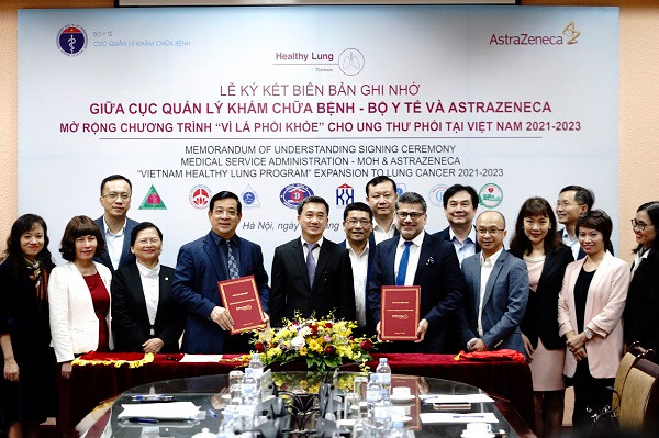 Lễ ký kết diễn ra tại Bộ Y tế chiều 16-11 Lễ ký kết diễn ra tại Bộ Y tế chiều 16-11